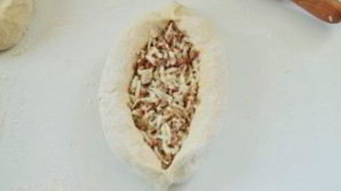 хачапури с тунцом