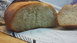 Белый заварной батон