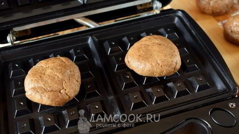 бородинский хлеб в вафельнице