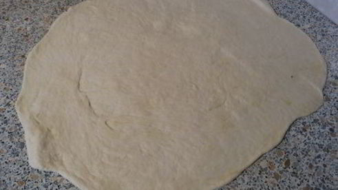 дрожжевой хлеб с вялеными томатами