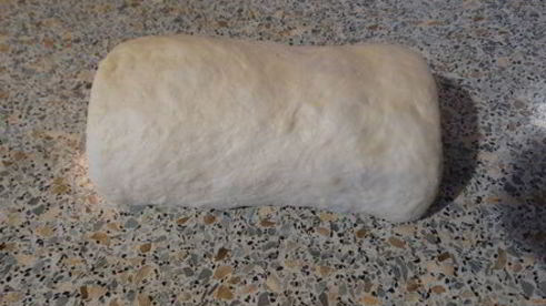 дрожжевой хлеб с вялеными томатами