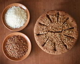 Печенье и хлеб из гречневой муки