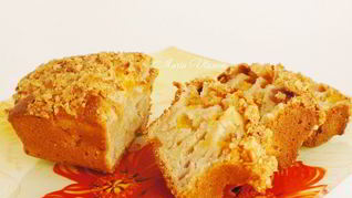 Персиковый хлеб со штройзелем из овсяных хлопьев