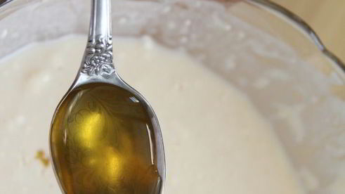 плетеный хлеб с ягодами годжи