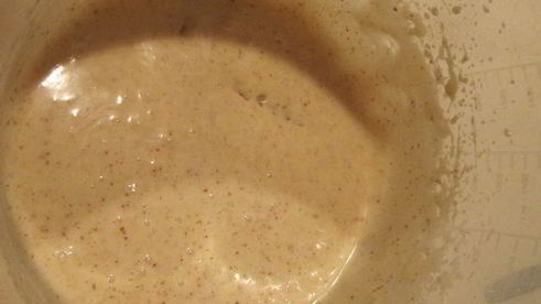 сдобный хлеб с персиком и карамелью