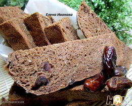 Шоколадный хлеб с кунжутом и финиками