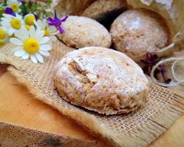 Цельнозерновые сконы с яблоком