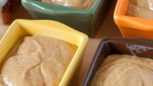 тыквенный хлеб с ореховой посыпкой