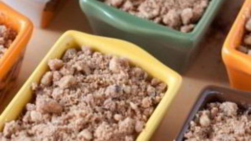 тыквенный хлеб с ореховой посыпкой