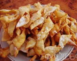 Хворост на сметане