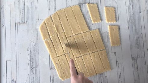 хворост тонкий хрустящий сладкий