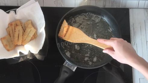 хворост тонкий хрустящий сладкий