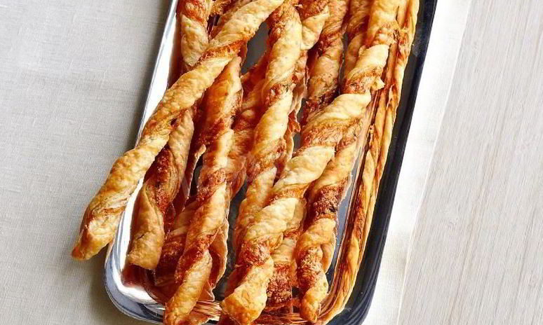 Рецепт хвороста в духовке на кефире