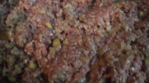 конвертики из слоеного теста с начинкой из мясного фарша и феты