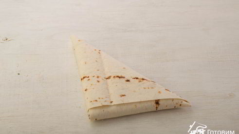 конвертики с мясом и фасолью в лаваше