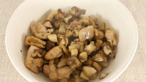 лаваш с курицей, грибами и корейской морковью