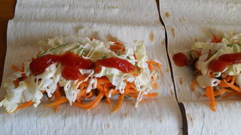 лаваш с курицей, грибами и корейской морковью