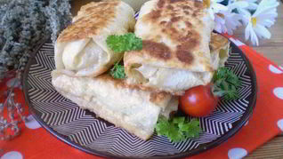 Лаваш с рисом и яйцом