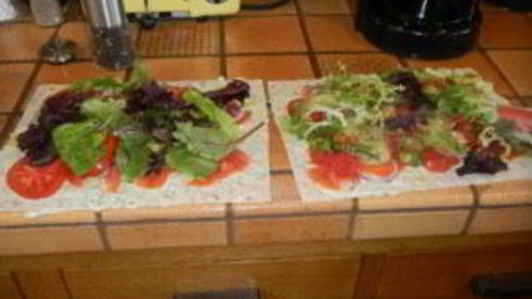 лаваш с семгой и огурцом