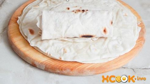 лаваш с сосиской и сыром