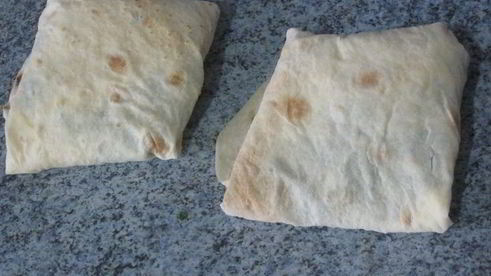 лаваш с сыром и зеленью