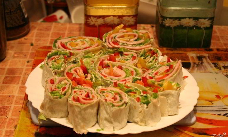 Рецепт лаваша с ветчиной и плавленым сыром