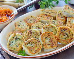 Рулетики из лаваша с картофелем, грибами и зеленью