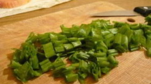 рулетики из лаваша с семгой и ветчиной