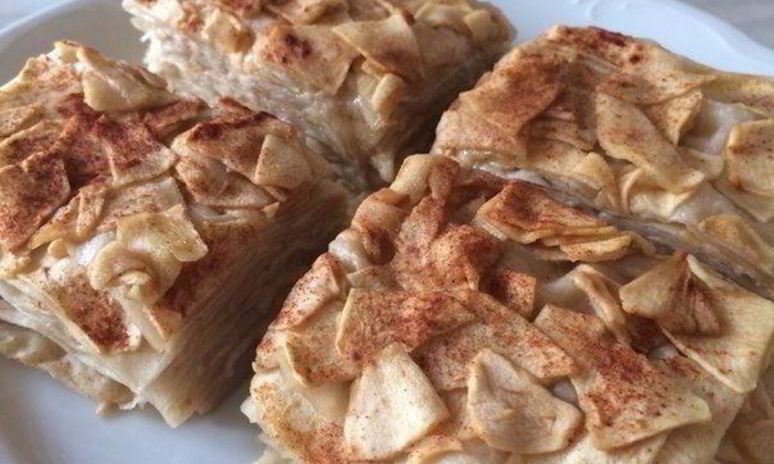 Рецепт яблочно-медового десерт из лаваша