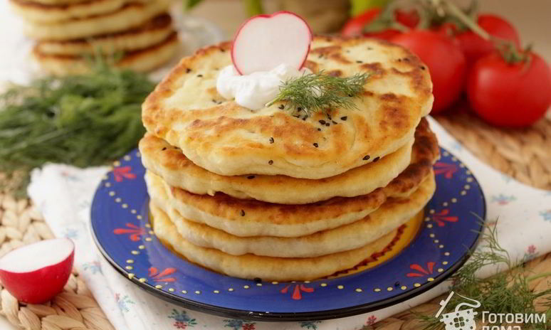 Рецепт бхатурей индийских лепешки