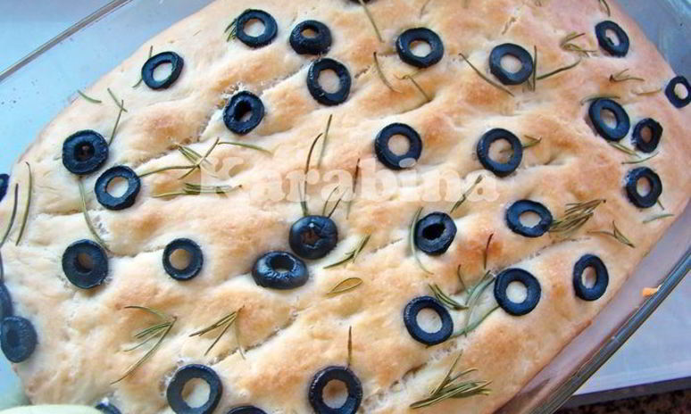 Рецепт фокаччи с маслинами и розмарином