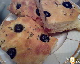 Фокачча с маслинами