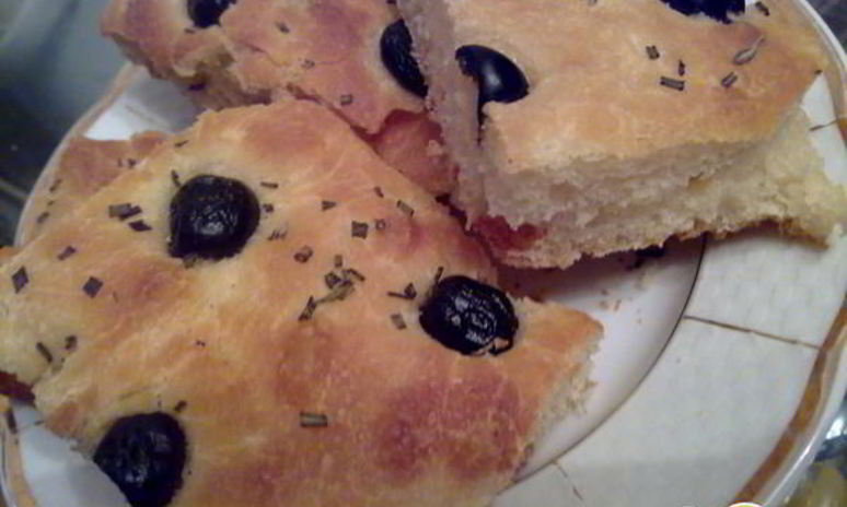 Рецепт фокаччи с маслинами