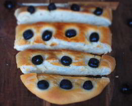 Фокачча с оливками