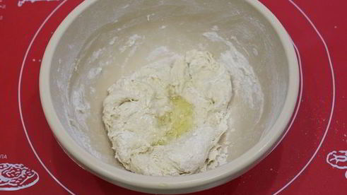 фокачча с тимьяном и анчоусами