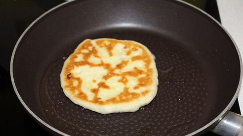 лепешки с черемшой и адыгейским сыром