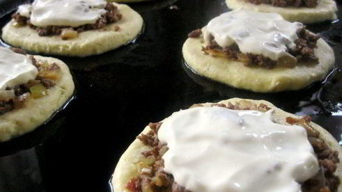 лепешки с мясом