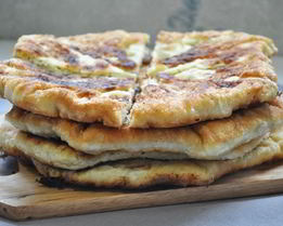 Лепешки с творогом и укропом