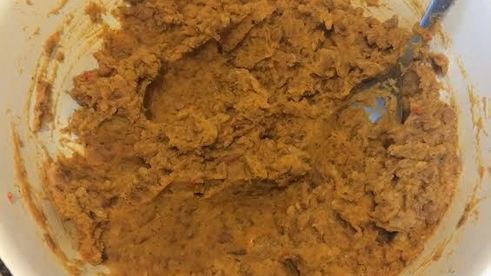 лобиани — лепешка с фасолью