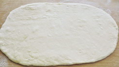 пиде — турецкая лепешка в форме лодочки с начинкой из фарша