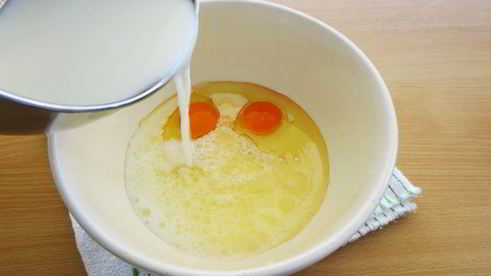 пиде — турецкая лепешка в форме лодочки с начинкой из фарша