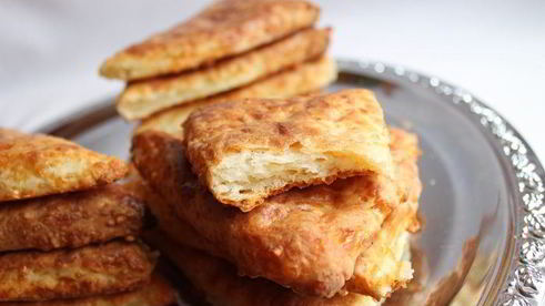сырные лепешки сконы
