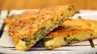 Творожная лепешка с полентой