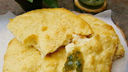 восточная лепешка с базиликовым медом