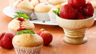 Клубничный маффин