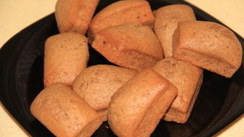 кофейные мини маффины с орехом пекан и белым шоколадом