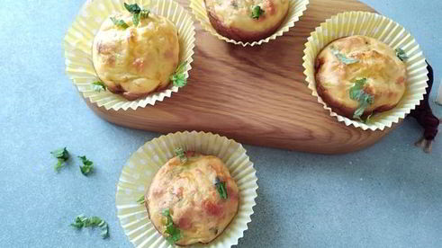 маффины с кабачком, сыром и мятой