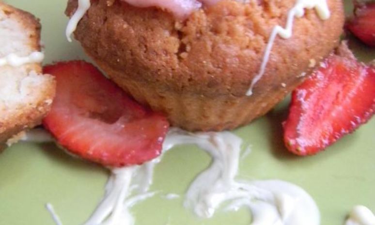 Рецепт маффинов с клубникой и белым шоколадом