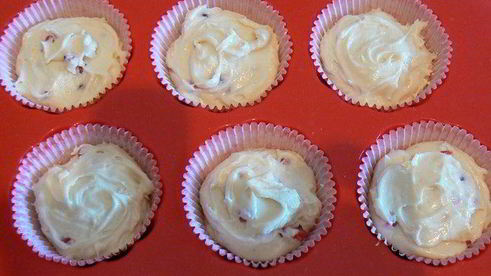 маффины с красной смородиной