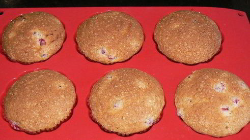 маффины с красной смородиной